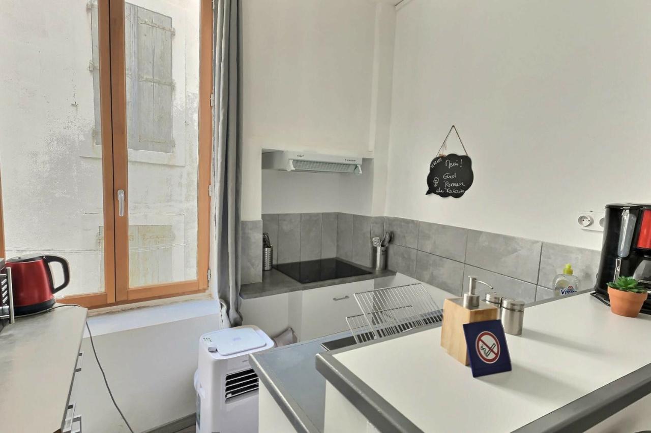 Des Appartements Au Calme Dans Un Immeuble Historique Beziers Luaran gambar